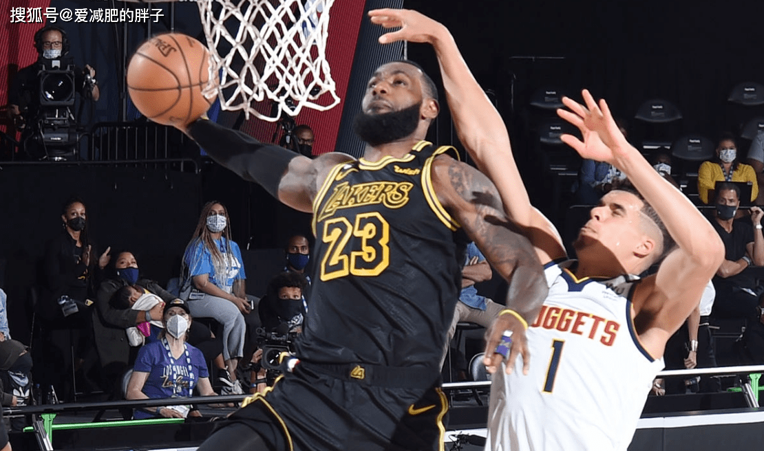 蒂姆重返赛场，锐不可当首场状态出色，湖人观众沸腾！